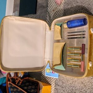 Estee Lauder kit